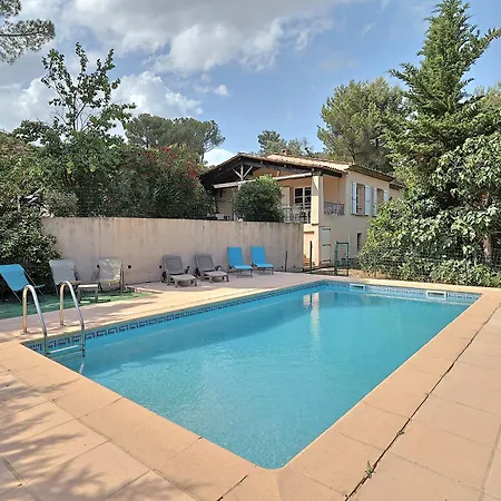 Climatisee De 195 M2 Avec Piscine Privee Сasa de vacaciones Vallauris