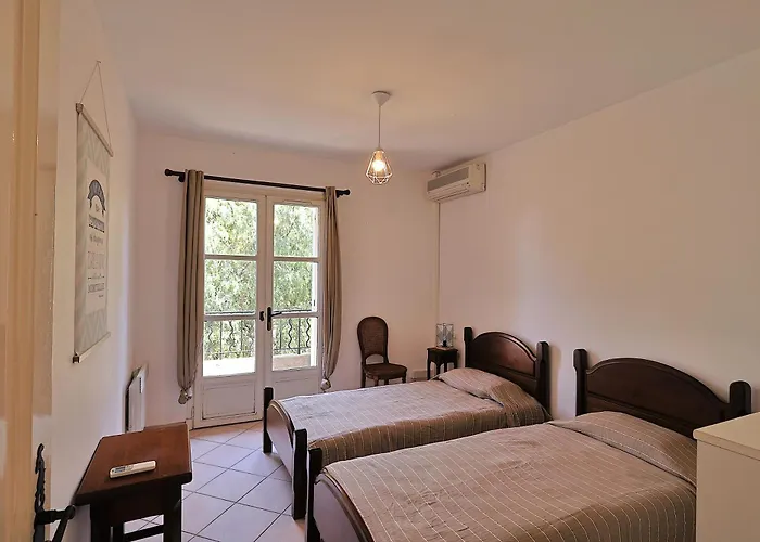 Climatisée De 195 M2 Avec Piscine Privée