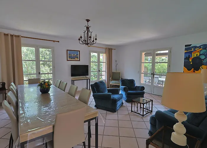 Climatisée De 195 M2 Avec Piscine Privée Hébergement de vacances *