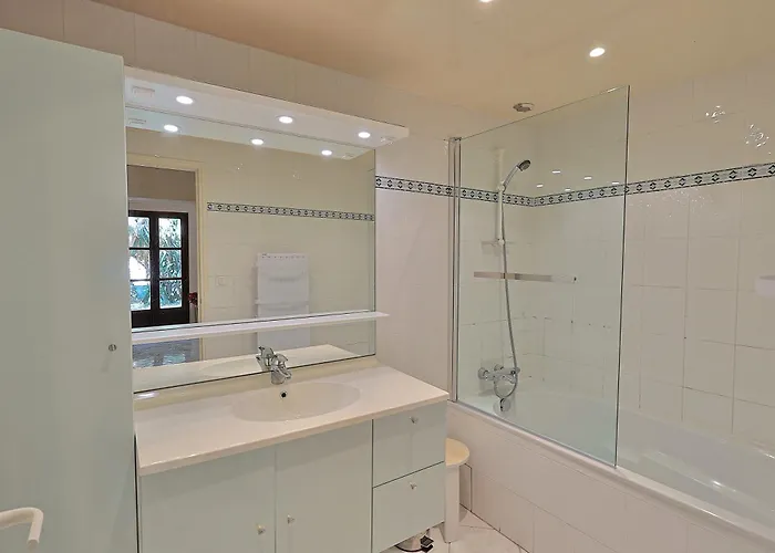 Climatisée De 195 M2 Avec Piscine Privée Hébergement de vacances *